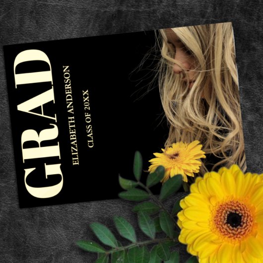 Black Modern Minimalist Graduation Announcement Folieneinladung