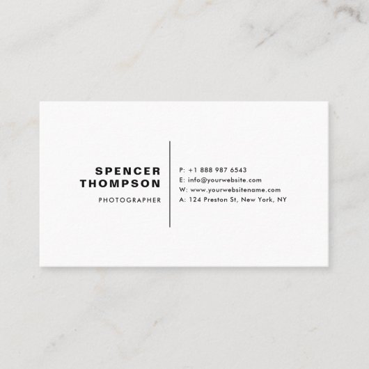 Black Modern Sans Serif Typografie Minimalistisch Visitenkarte (Vorderseite)