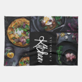 Black Modern Stylish Typografie Custom Foto Geschirrtuch (Horizontal)