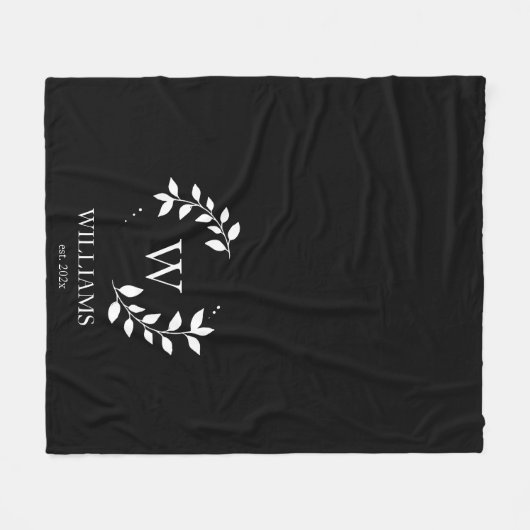 Black Monogram Initial New Elegant Modern Fleecedecke (Vorderseite (Horizontal))