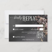 Black Moody Gothic Blume & Mist QR Code RSVP Karte (Vorderseite)