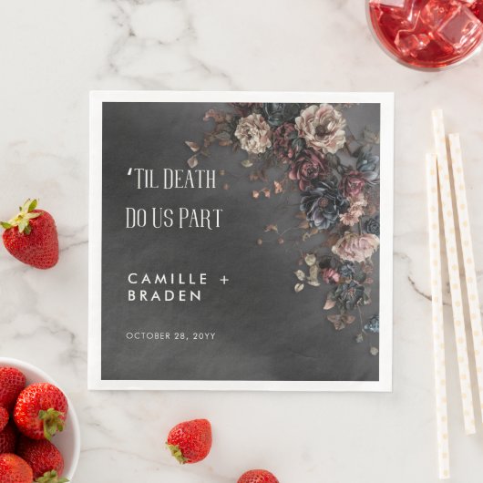 Black Moody Gothic Blume & Mist Wedding Serviette (Beispiel)