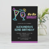 Black Neon Glow Cocktail Martini 82. Geburtstag Einladung (Stehend Vorderseite)