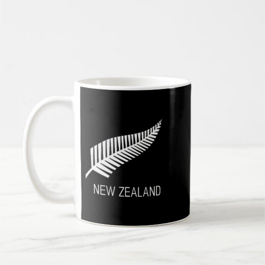 Black New Zealand Fern Shirt Mens Black Proud Kiwi Kaffeetasse (Links)