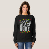 Black Nurse Melanin Nurse Erziehungsgeschichte Sweatshirt (Vorne ganz)