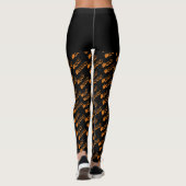 Black Orange Boo Typografie Muster Halloween Leggings (Rückseite)