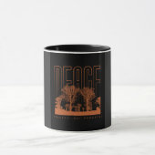 Black Orange Futuristic Peace Tasse (Zentrum)