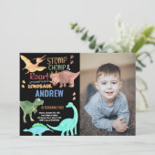 Black Orange Green Foto Dinosaurier Geburtstag Einladung (Stehend Vorderseite)