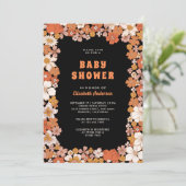 Black Orange Groovy Retro Wildblume Babydusche Einladung (Stehend Vorderseite)