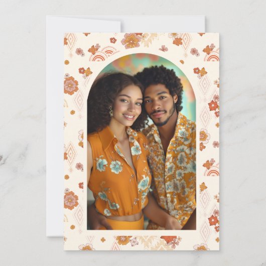 Black Orange Groovy Retro Wildblume Brautparty Einladung (Rückseite)