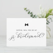 Black Parisian Bow wirst du mein Jr. Bridesmaid se Einladung (Stehend Vorderseite)