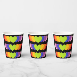 Black Party Drink Cups mit Rainbow Hearts Pappbecher