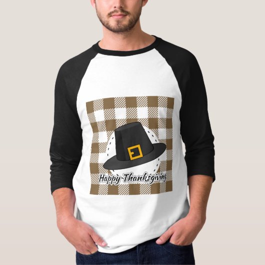 Black Pilgrim Hat auf Brown Kariert - Erntedank T-Shirt (Vorderseite)
