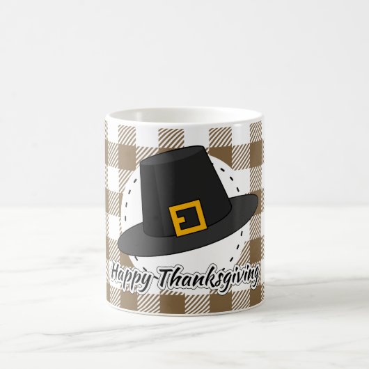 Black Pilgrim Hat auf Brown Kariert - Erntedank Verwandlungstasse (Mittel)