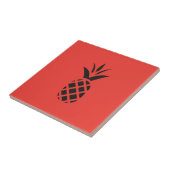 Black Pine Apple in Red Fliese (Seite)
