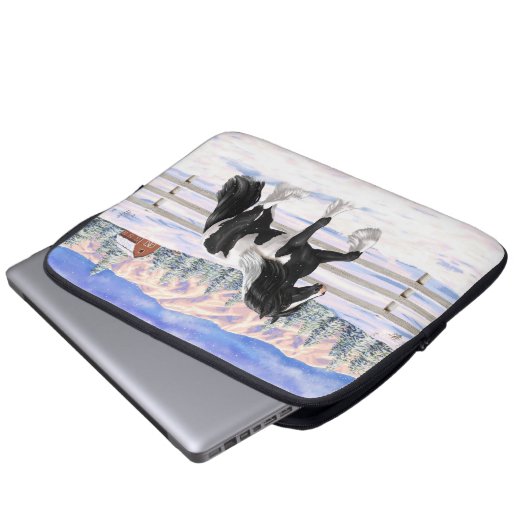Black Pinto Piebald Sinti und Roma Vanner Entwurf Laptopschutzhülle (Vorne Knopf)