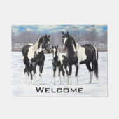 Black Pinto Quarter Pferde Paint Pferde im Schnee Fußmatte (Vorderseite)