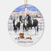 Black Pinto Quarter Pferde Paint Pferde im Schnee Keramik Ornament (Links)