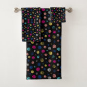 Black Polka Dot Badhandtuch Set (Insitu)