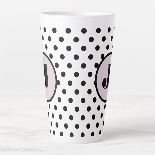 Black Polka Dot Custom Monogram Milchtasse (Vorderseite)