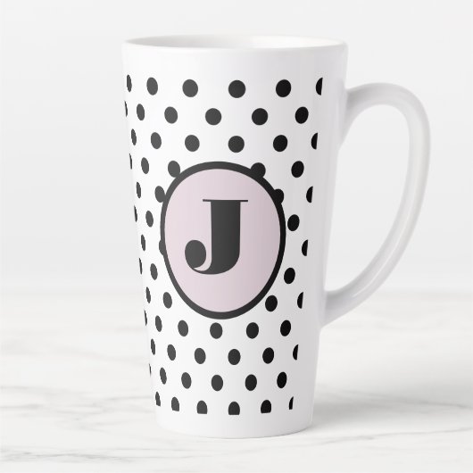Black Polka Dot Custom Monogram Milchtasse (Rechts)