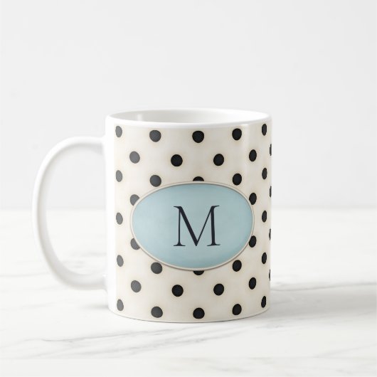 Black Polka Dots auf Ivory Blue Oval Mit Monogramm Kaffeetasse (Links)