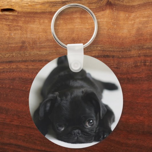 Black Pug Puppy Schlüsselanhänger (Vorderseite)