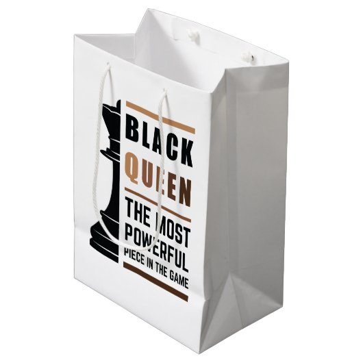 Black Queen das mächtigste Stück in Game 2 Mittlere Geschenktüte (Vorderseite Schrägansicht)