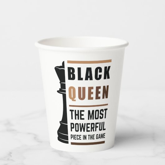 Black Queen das mächtigste Stück in Game 2 Pappbecher (Vorderseite)