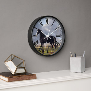 Black Race Horse Circa 1828 Uhr