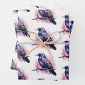 Black Raven auf einem Zweigmuster Geschenkpapier Set (Beispiel)
