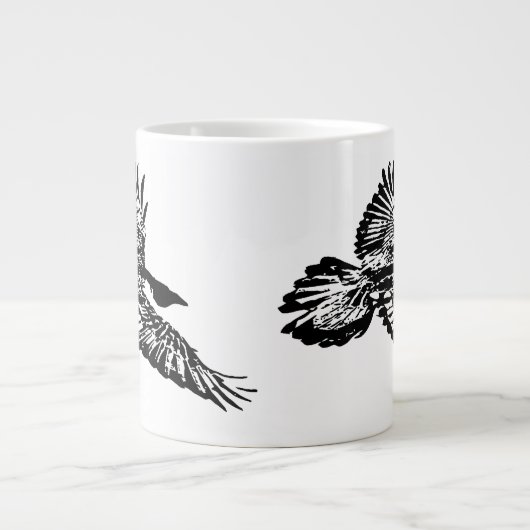 Black Raven Bird in Flight Swooping Art Jumbo-Tasse (Vorderseite)