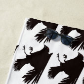 Black Raven Flying Thunder_Cove Strandtuch (Beispiel)