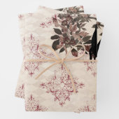 Black Raven on Branch Burgundy Damask Geschenkpapier Set (Beispiel)