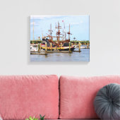 Black Raven Pirate Ship Wrapped Canvas Leinwanddruck (Insitu (Wohnzimmer))