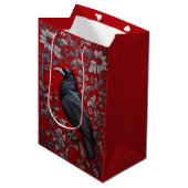 Black Raven Red Floral William Morris Inspired Mittlere Geschenktüte (Vorderseite Schrägansicht)