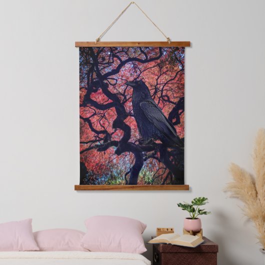 Black Raven und Gnarly Japanese Maple Tree Wandteppich Mit Holzrahmen (Schlafzimmer)