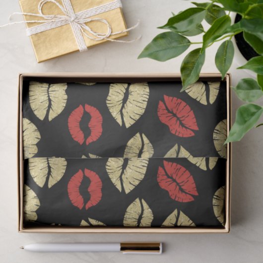 Black Red Gold Lips Birthday Seidenpapier (Geschenk)