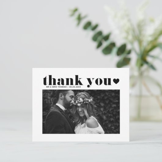 Black Retro Bold Typografy Wedding Danke Postkarte (Stehend Vorderseite)