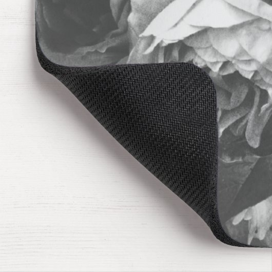 Black Rose Bouquet Mousepad (Ecke)