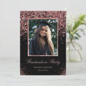 Black Rose Gold Glitzer Foto Graduation Party Einladung (Stehend Vorderseite)