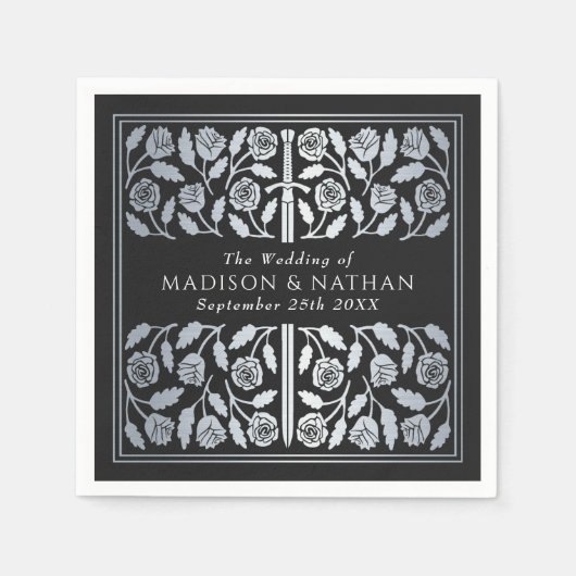 Black Royal Medieval Silver Sword Wedding Serviette (Vorderseite)