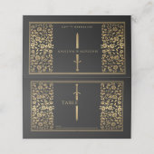 Black Royal Medieval Sword Wedding Platzkarte (Außenseite Aufgefaltet)