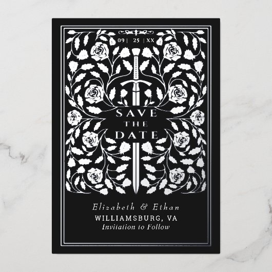 Black Royal Medieval Sword Wedding Save the Date Folieneinladung (Vorderseite)