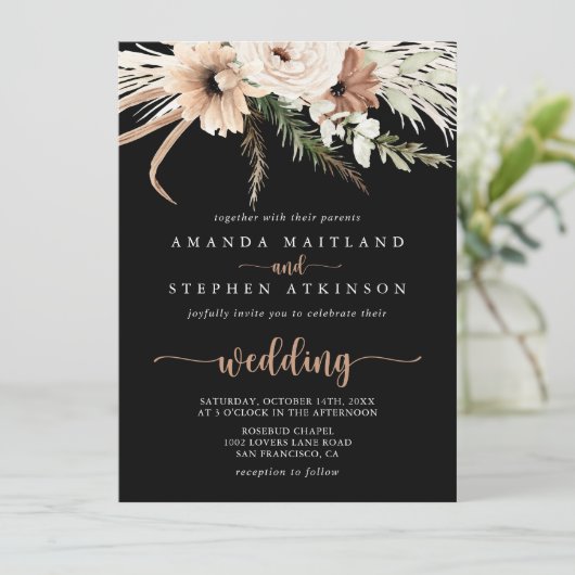 Black Rustic Boho Floral Front & Back Wedding Einladung (Stehend Vorderseite)
