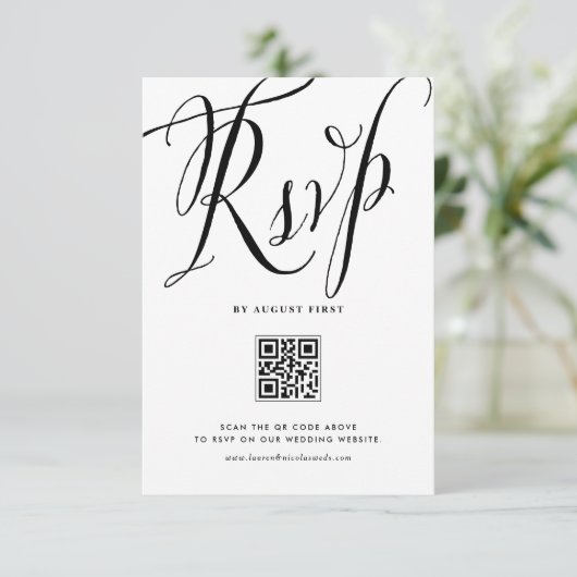 Black Rustic Calligraphy QR Code Wedding RSVP Karte (Stehend Vorderseite)