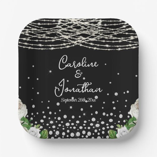 Black Rustic White Roses String Lights Wedding Pappteller (Vorderseite)