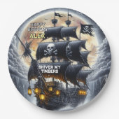 Black Sails Ahead Pirate Theme Birthday Party Pappteller (Vorderseite)