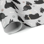 Black Scottish Terrier Paws and Bones Geschenkpapier (Rolleneckpunkt)