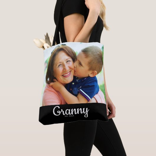 Black Script Established Grandma  Tasche (Von Nahem)